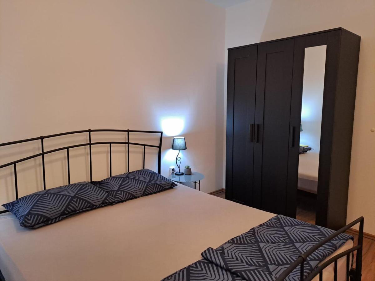 Apartmensts Arsen 928 Appartement Pula Buitenkant foto