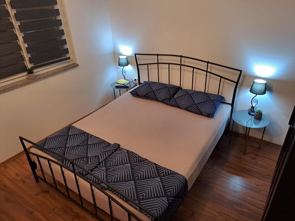 Apartmensts Arsen 928 Appartement Pula Buitenkant foto