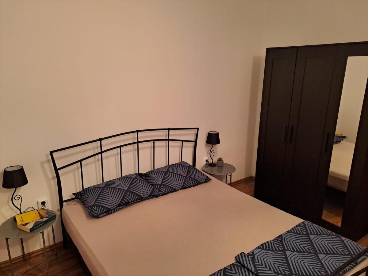 Apartmensts Arsen 928 Appartement Pula Buitenkant foto