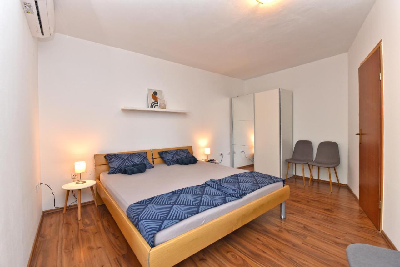 Apartmensts Arsen 928 Appartement Pula Buitenkant foto