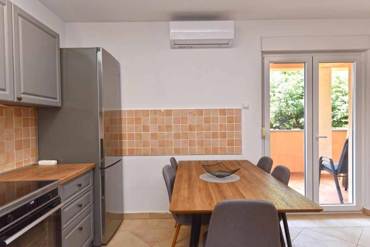 Apartmensts Arsen 928 Appartement Pula Buitenkant foto